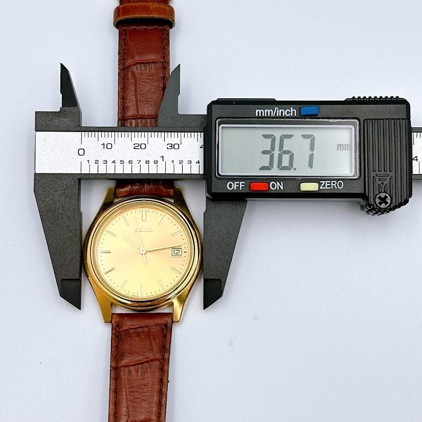 セイコー クォーツ デイト ヴィンテージ ゴールド メンズ腕時計 動作良好