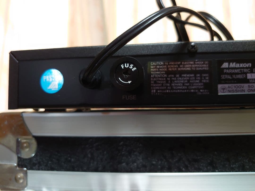 Maxon PQ-1004 パラメトリックイコライザー