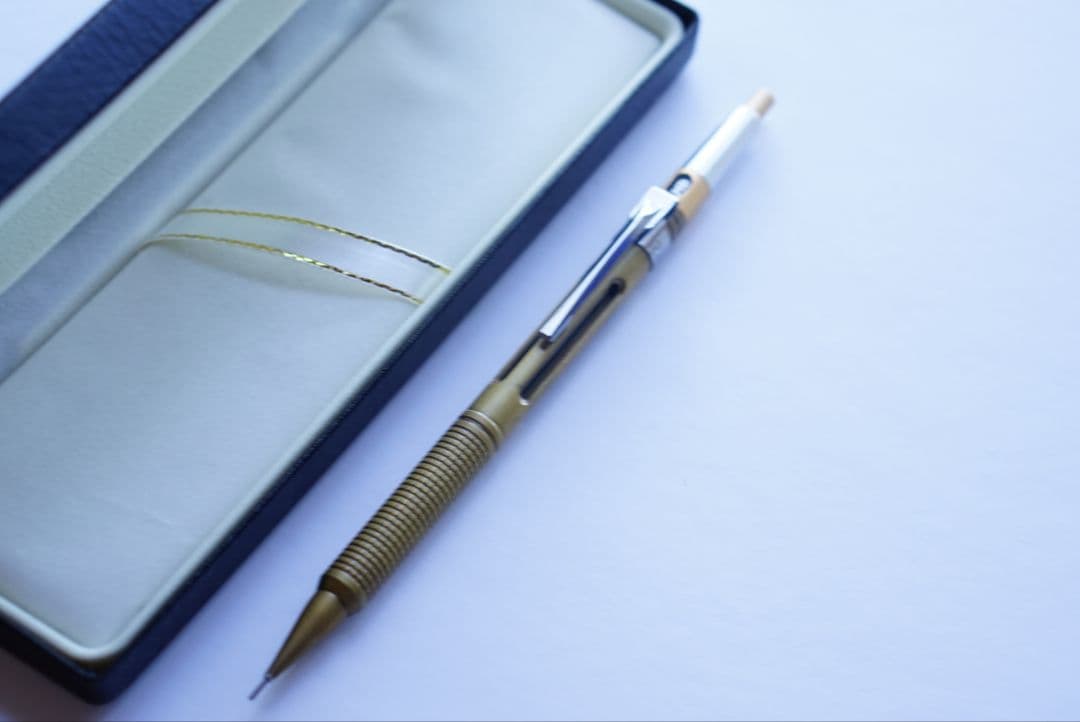 twoonewood pg5 真鍮カスタム