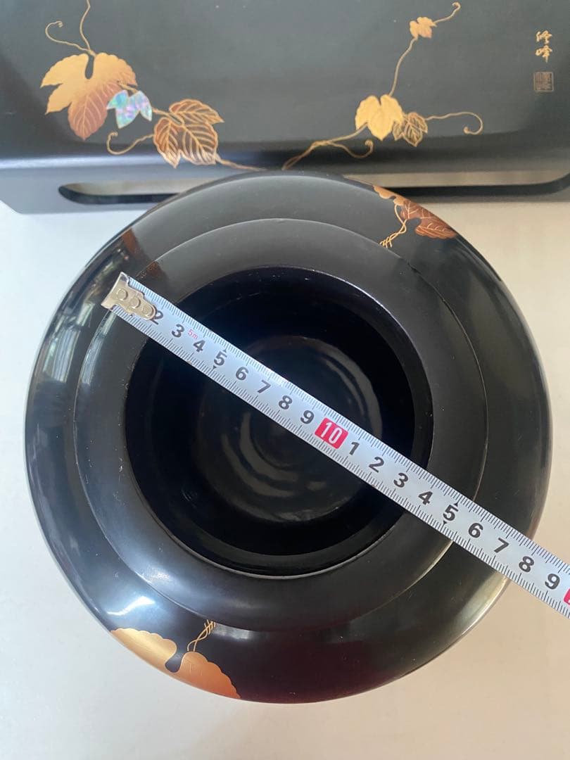 漆塗り花瓶 花台付 黒地 金色 葉模様 壺 置物 骨董