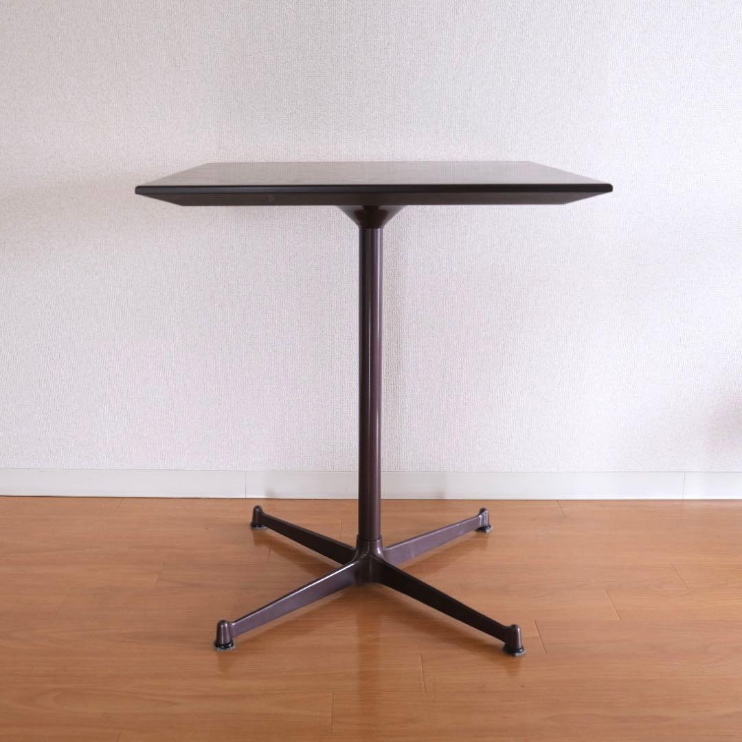 送料込み　FLYMEe フライミー カフェテーブル 木材使用　60cm 正方形