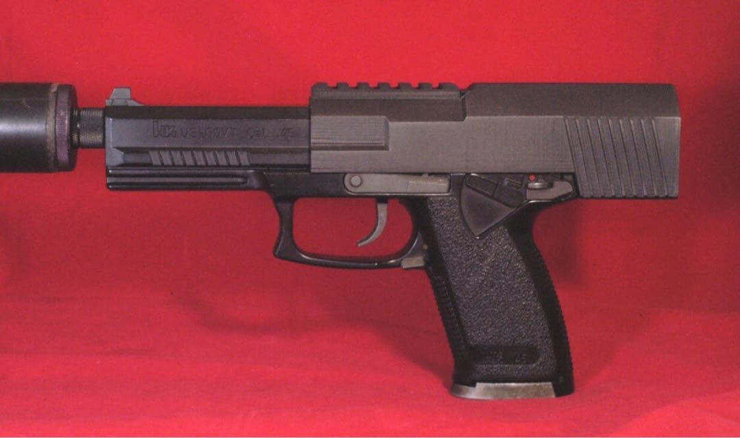 至高品！【究極の消音 】カービンキット　SOCOM Mk23 本体のサプレッサー