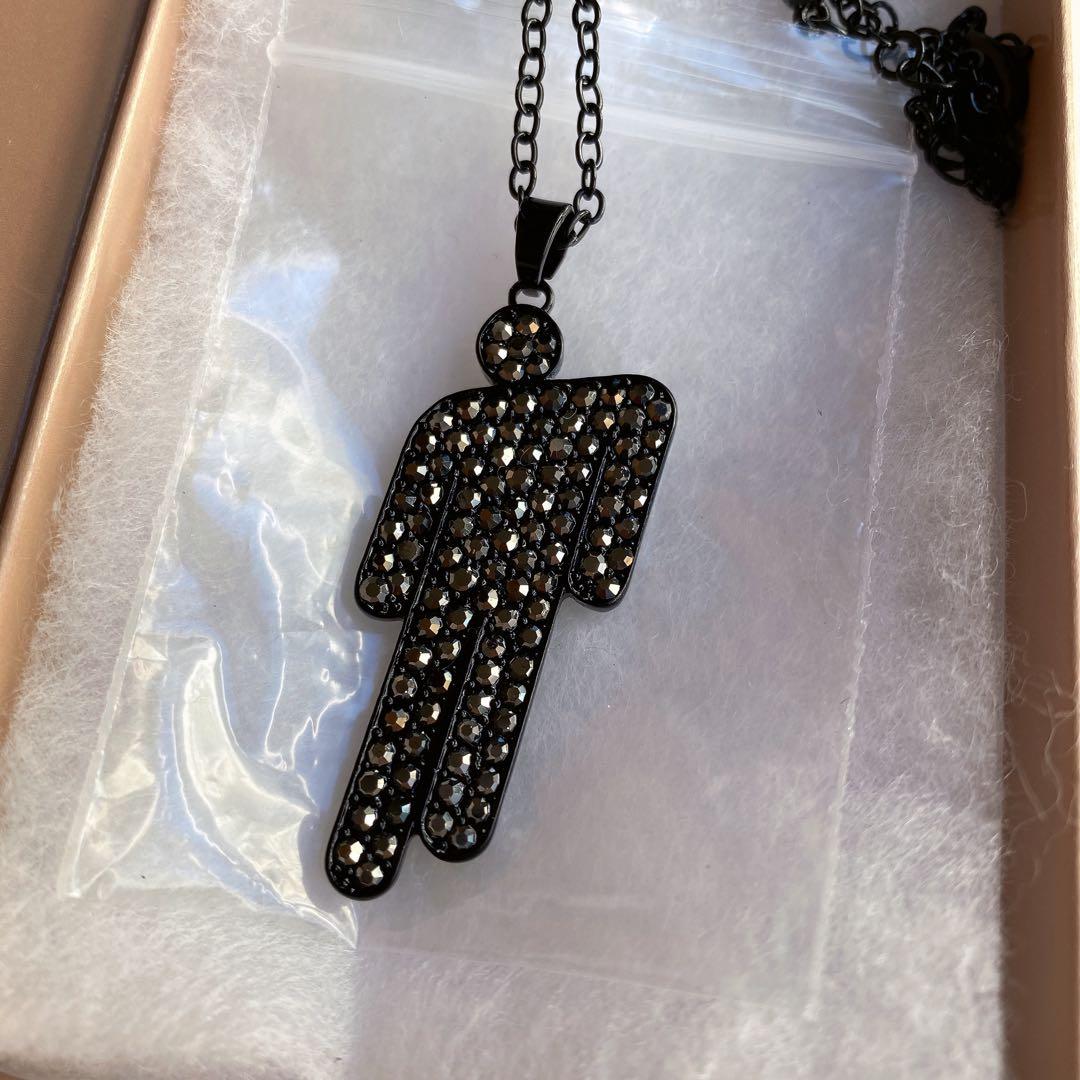 ビリーアイリッシュ公式ネックレス