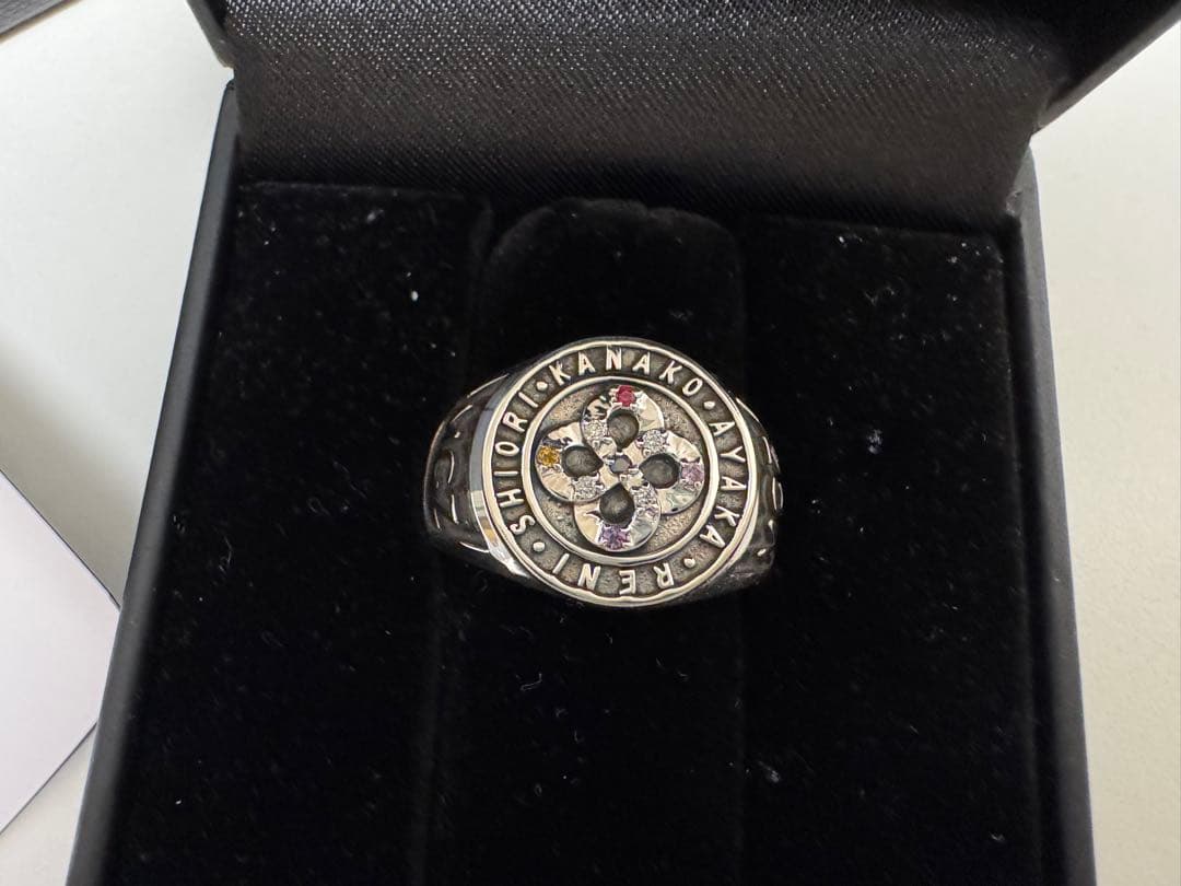 ももいろクローバーZ×グランバーガーコラボリングL