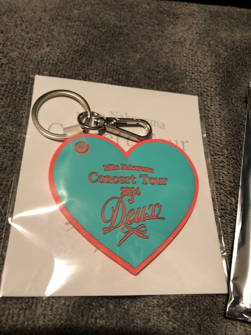 中山美穂 2024【Deux】コンサートグッズセット（キーホルダー＋