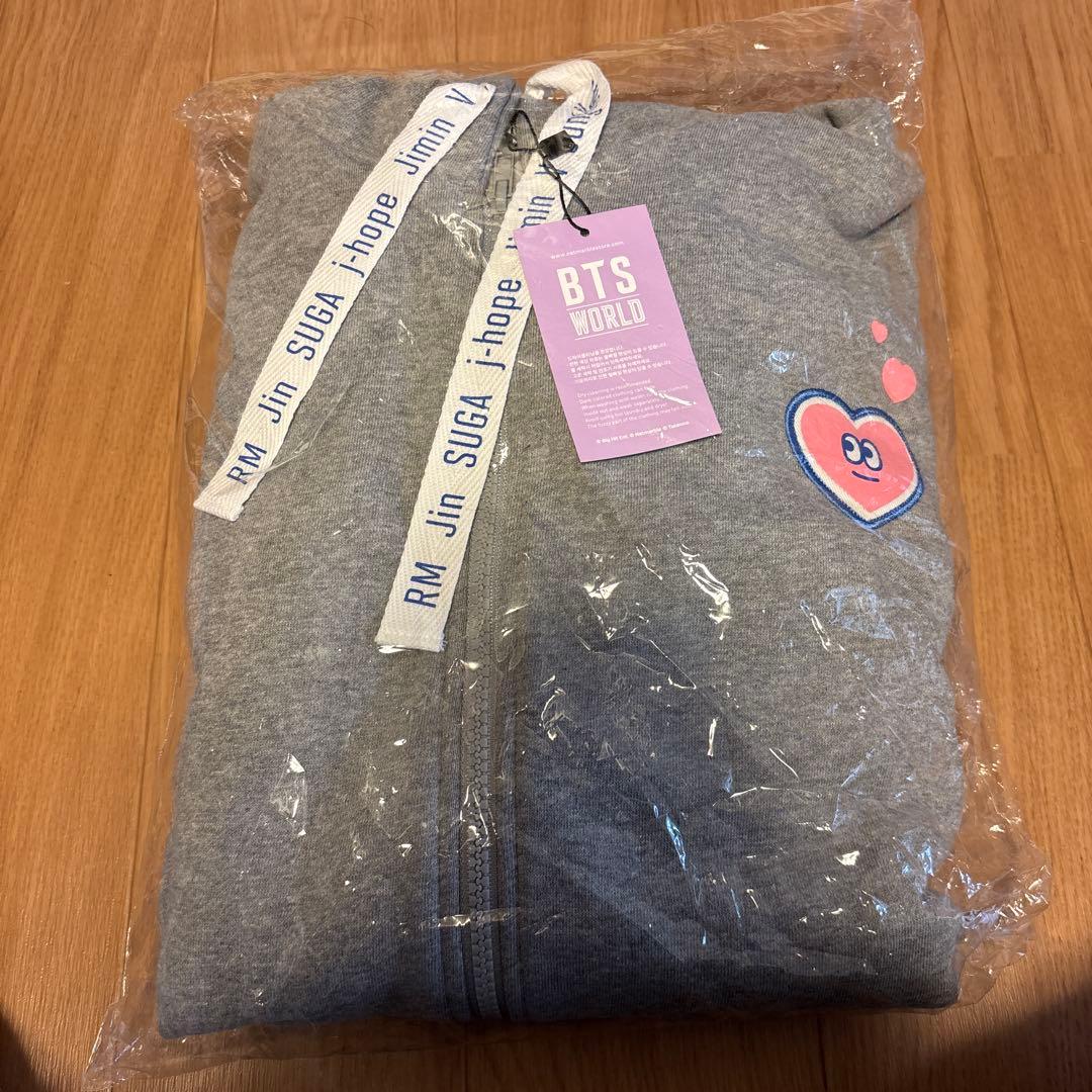 ＢＴＳ　フードパーカー　大きめのM BTS フードパーカー 大きめのM BTS フードパーカー 大きめのM 楽天