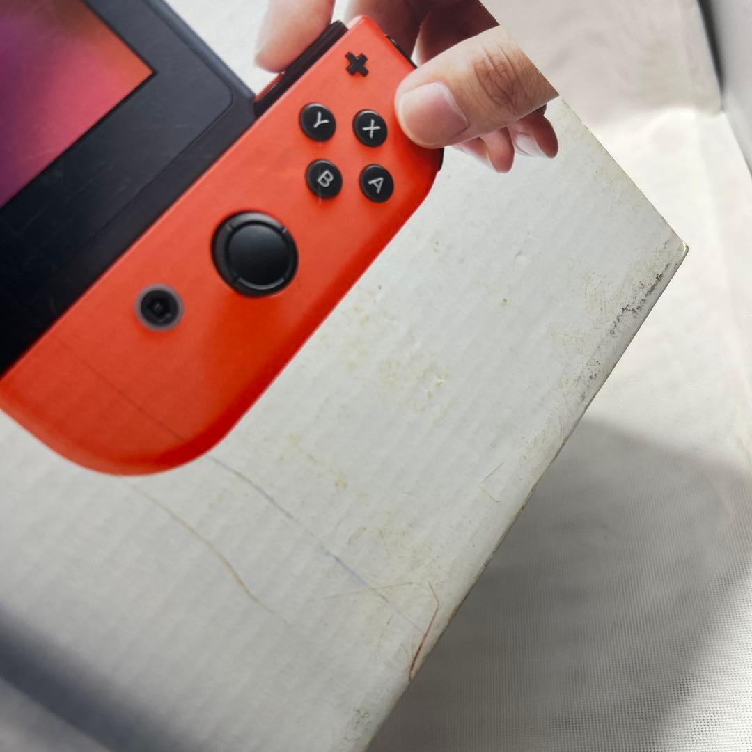 Nintendo Switch 初期型　Joy-Conブルーレッド