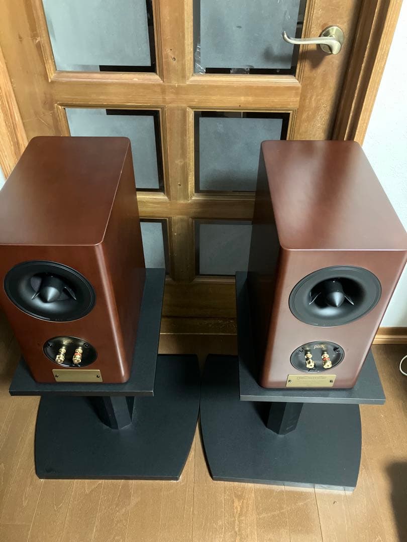 Polk Audioの50周年記念限定リザーブR200AEとスピーカー台 Polk Audio Reserve R200AE 50th Anniversary Edition Bookshelf
