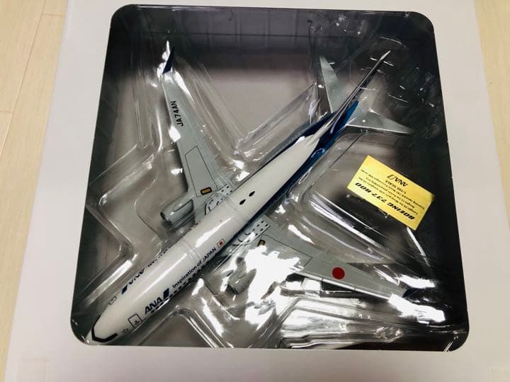 モデルプレーン ANA ショップ B737-800 1/100全日空商事