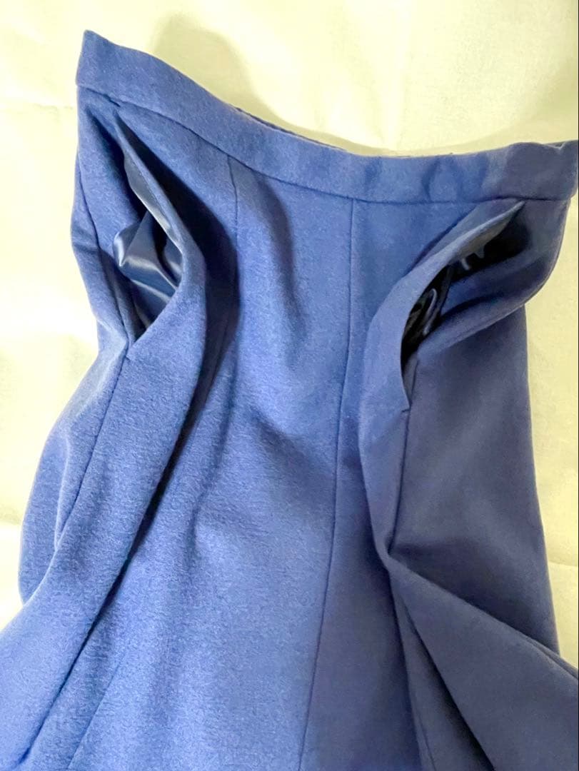 新品 アンタイトルウールフレアースカート UNTITLED