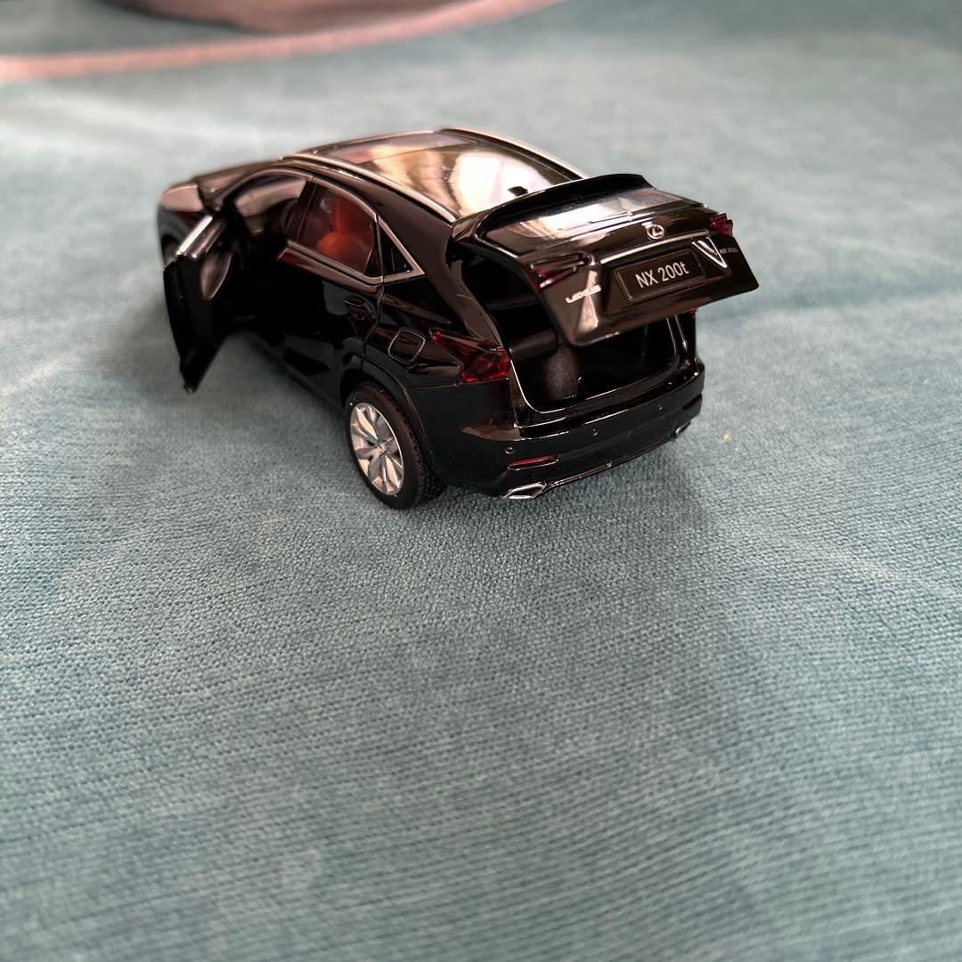 Lexus NX 200t ミニカー ブラック