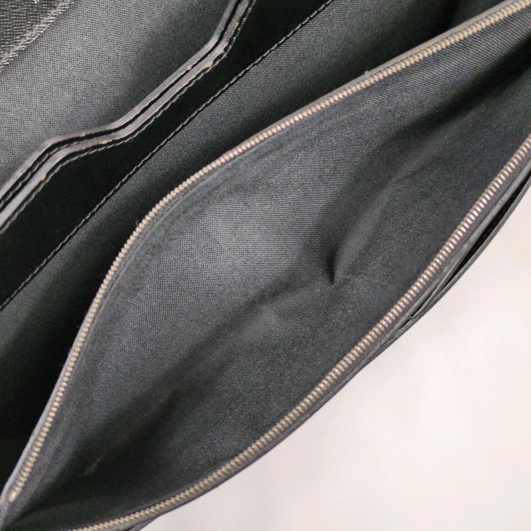 ルイヴィトン ロブスト2 エピ レザー ビジネスバッグ ブリーフ 大容量