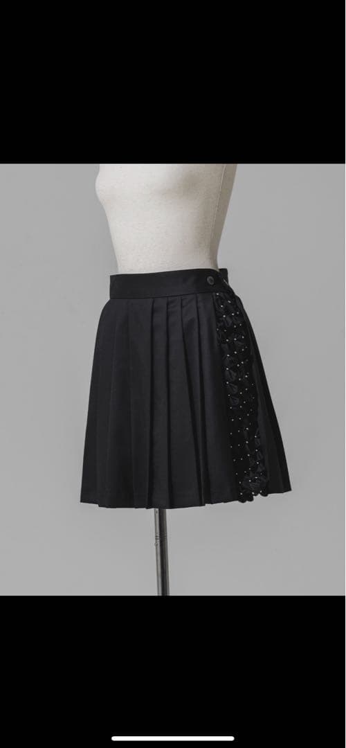 【サイズM ショートスカート】hazama 自己神告のセーラー　ブラック