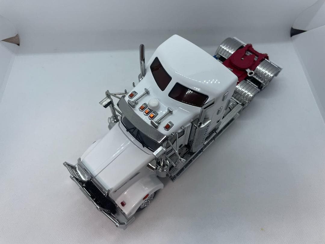 504-005 1/32 ケンワース T909 PRIME MOVER ホワイト