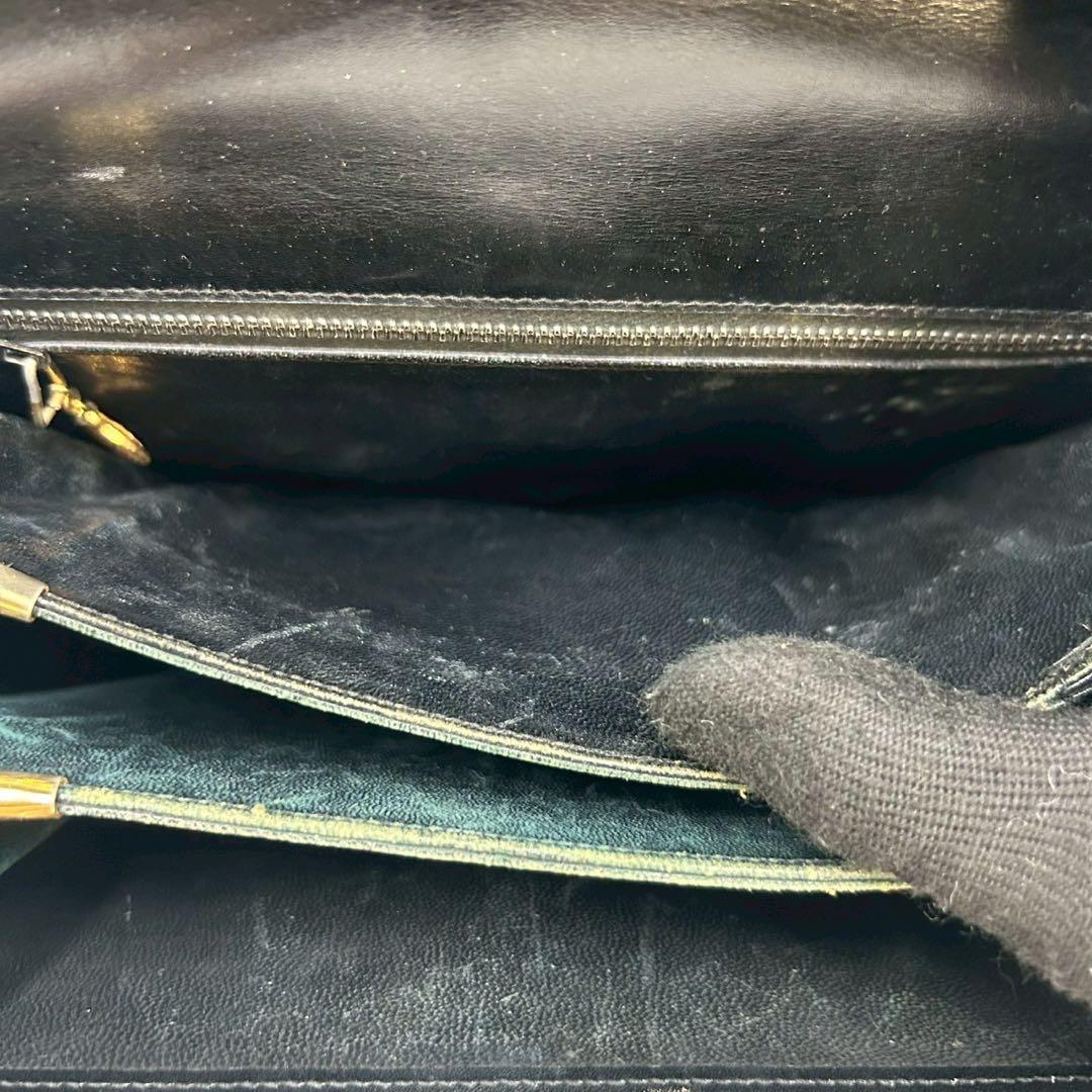 人気✨セリーヌ ショルダーバッグ 馬車金具 オールレザー ブラック