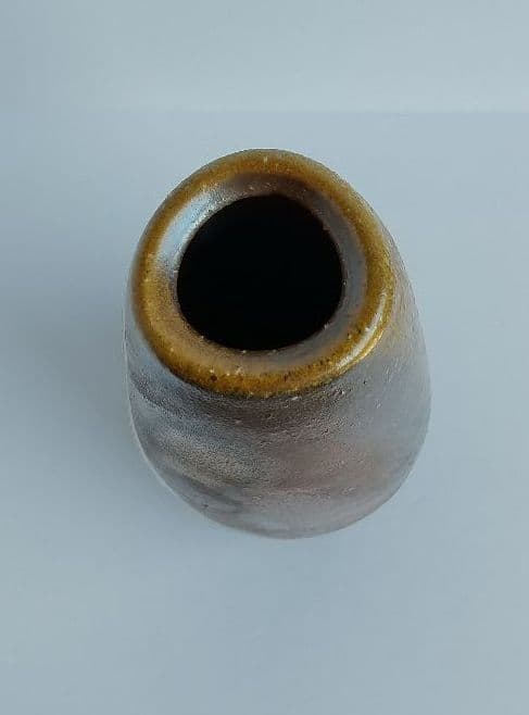 備前焼　茶道具　作家 中居靖　花器　三方花入れ