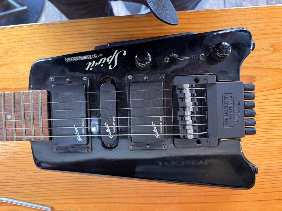 H*I様 スタインバーガー スピリッツ ヘッドレスギター