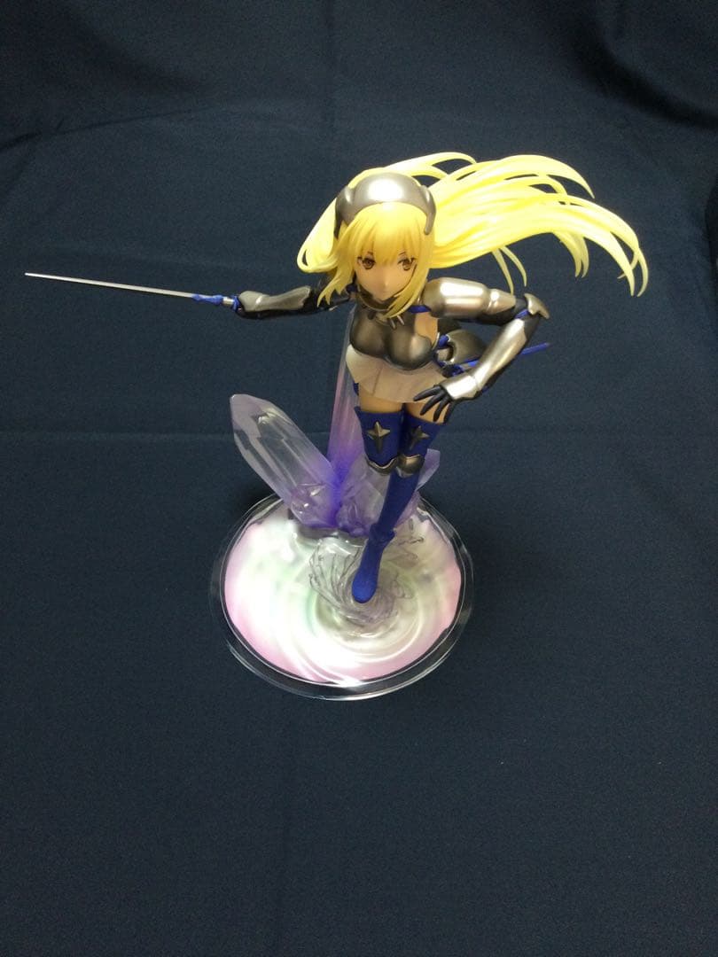 アイズ・ヴァレンシュタイン 1/7 製塗装済み 完成品 【絶版】