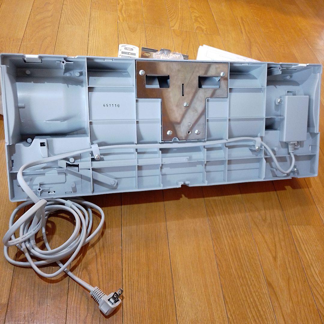 アラジン 脱衣所暖房機 ADH-G9811J 2025年製｜Aladdin 脱衣所暖房機」