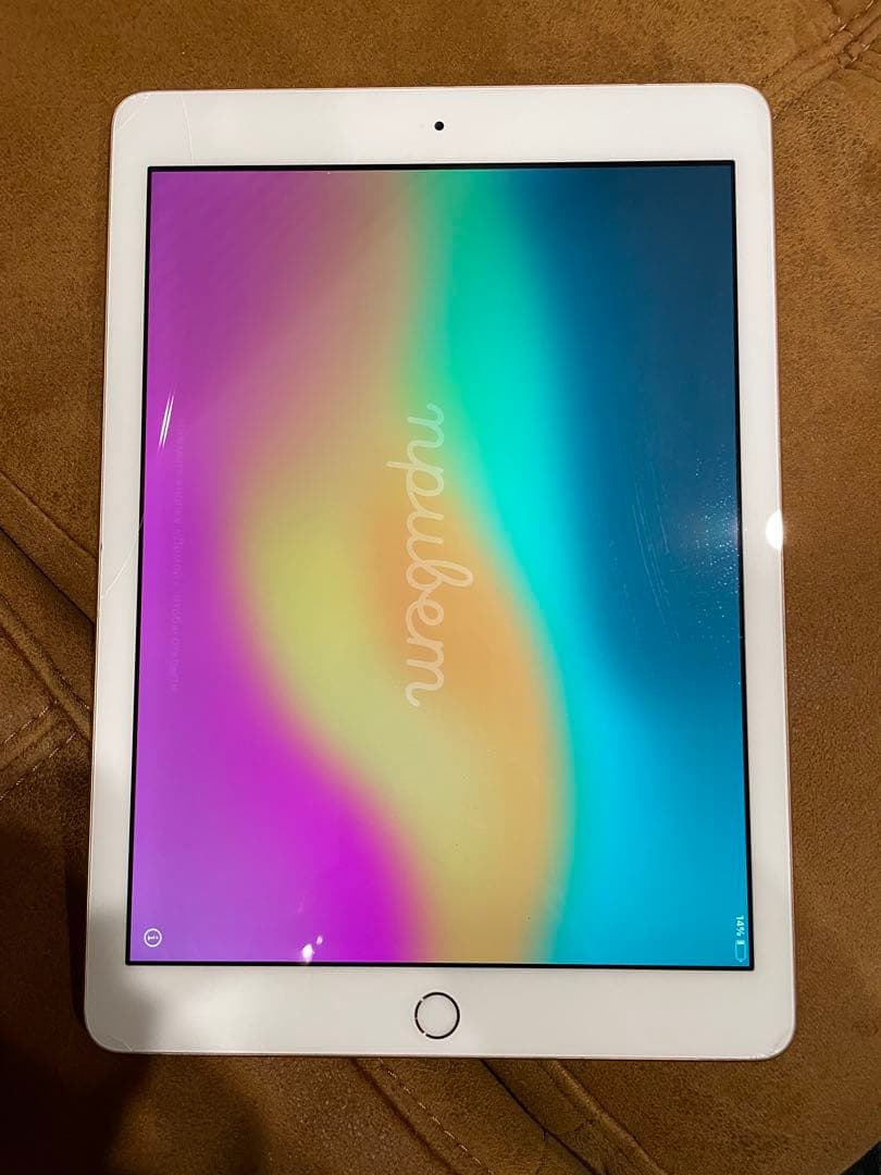 iPad 6世代 A1893 Wi-Fi Apple iPad 6th Generation A1893 128GB Wi-Fi 9.7in iOS 15 Space