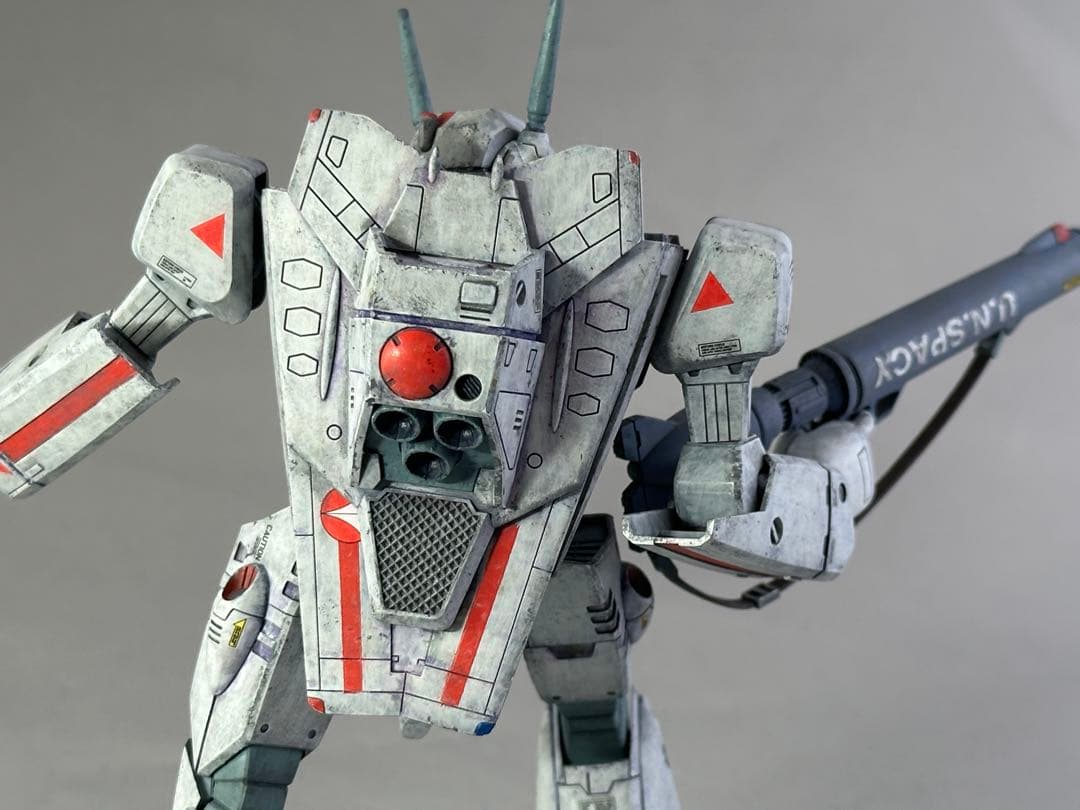PLAMAX マクロス 1/72 VF 1J バトロイドバルキリー 塗装完成品