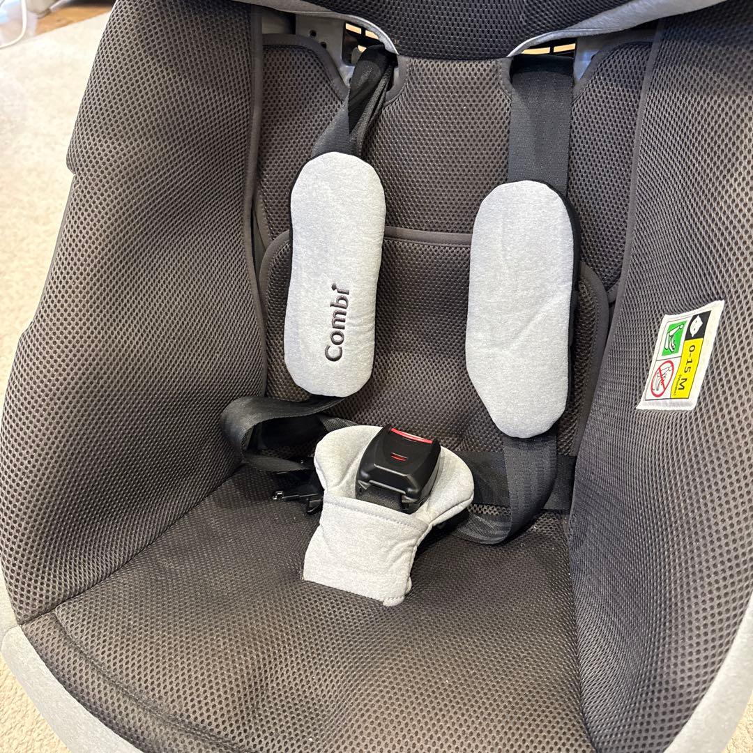 Combi チャイルドシート THE S