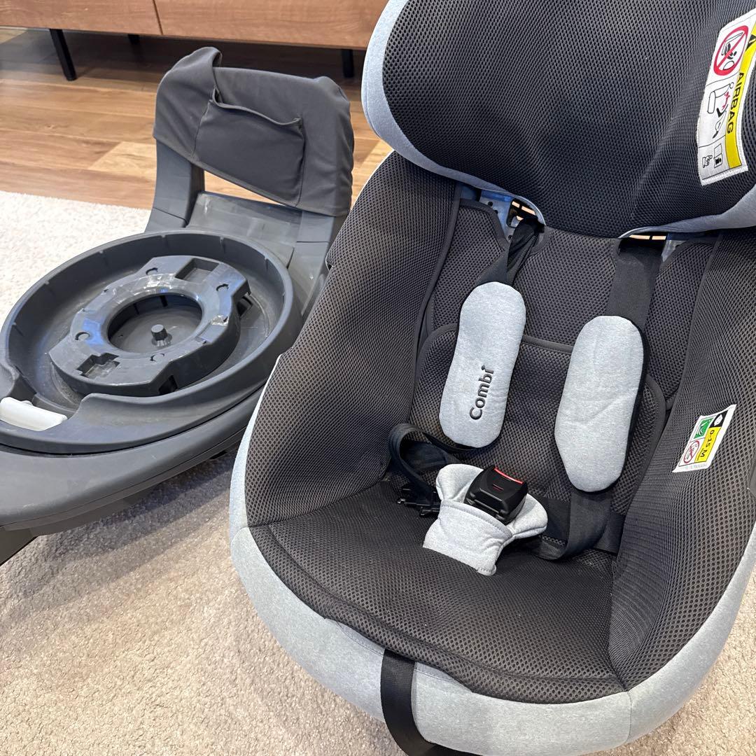 Combi チャイルドシート THE S