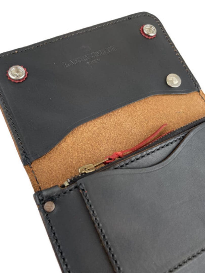 LARRY SMITH ブラックレザー二つ折り財布　新品、未開封、ラリースミス