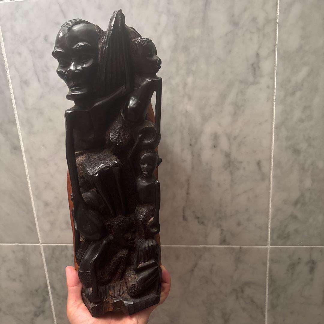 アフリカンアート 芸術的なマコンデアート 家族愛を感じるマコンデウジャマ