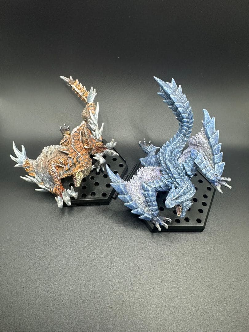 KIRINさん専用　モンスターハンター　フィギュア　雷轟竜&辿異種ティガレックス