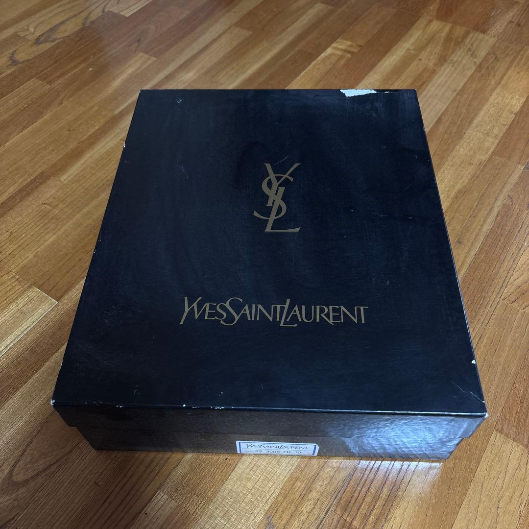 YVES SAINT LAURENT イヴサンローラン型押しトップハンドルバッグ