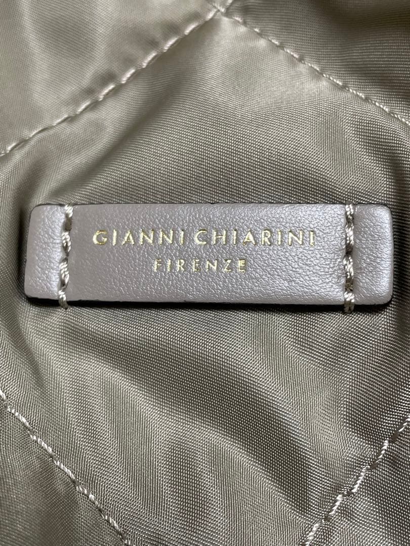 【値下げ】GIANNI CHIARINI ハンドバッグ（肩掛け）