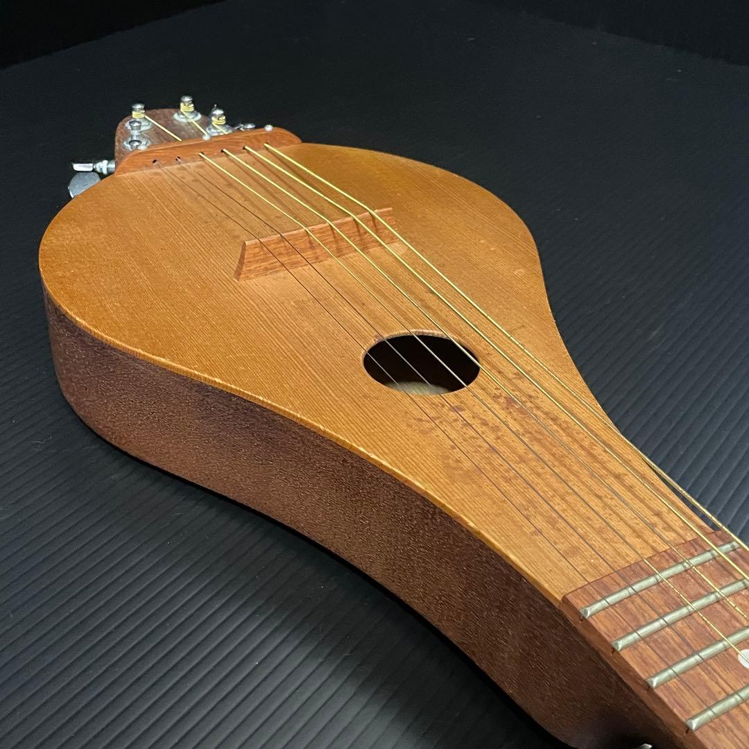 激レア 美品 ミンミンギター 6弦 minmin 民族楽器 弦楽器 まミニギター