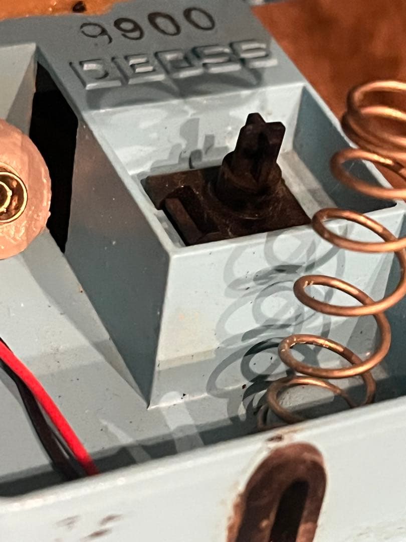 BOSS Chorus CE-2 銀ネジ　シリアル9900