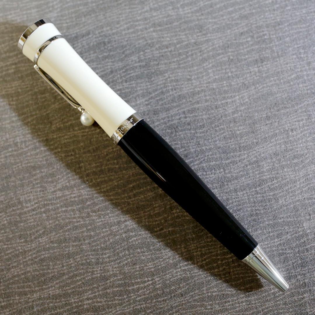 限定品 極美品】モンブラン ボールペン グレタガルボ 真珠 パール