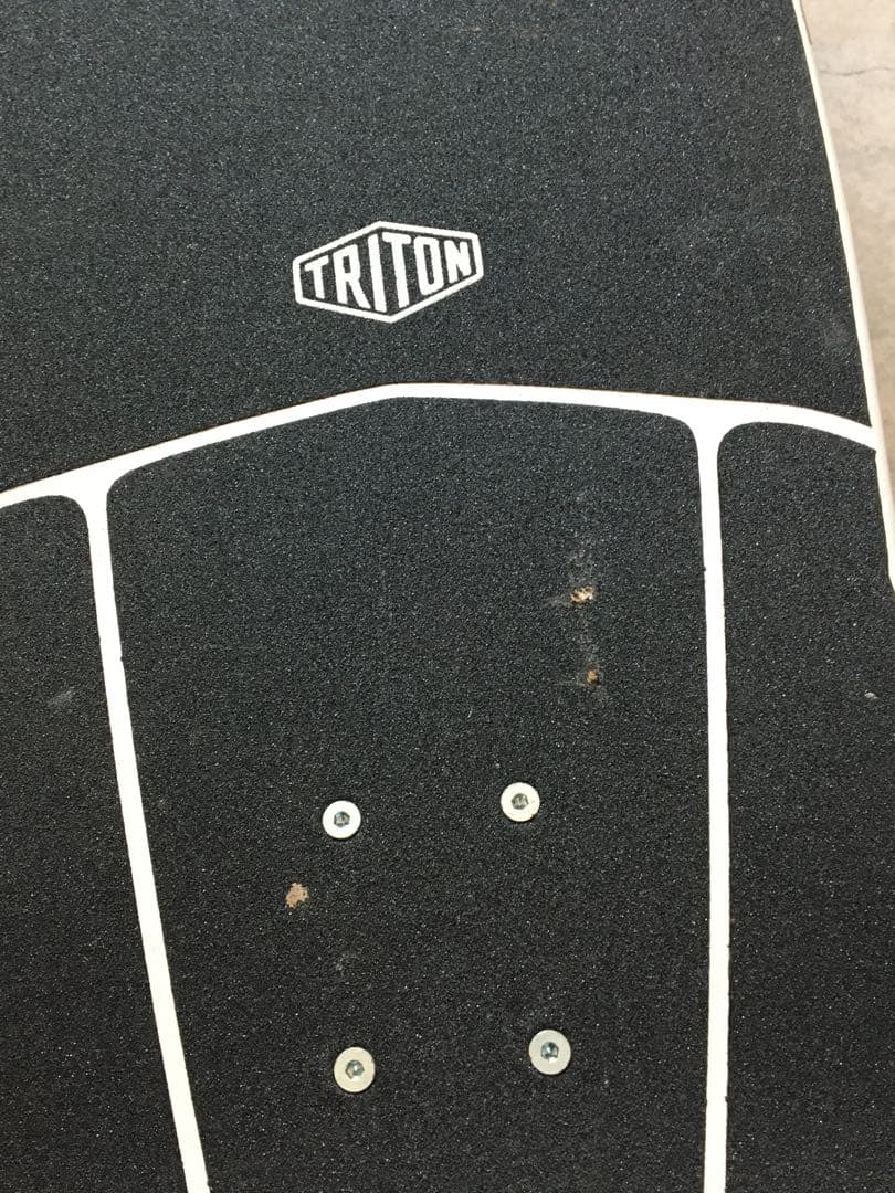 TRITON Carver サーフスケート 29インチ