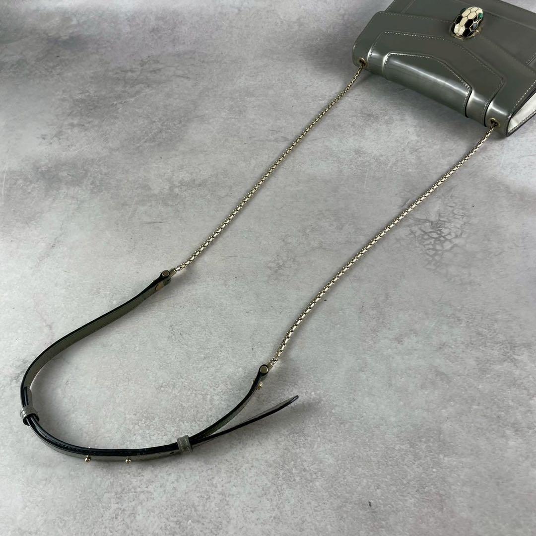 ブルガリ ショルダーバッグ セルペンティ パテントレザー シルバー