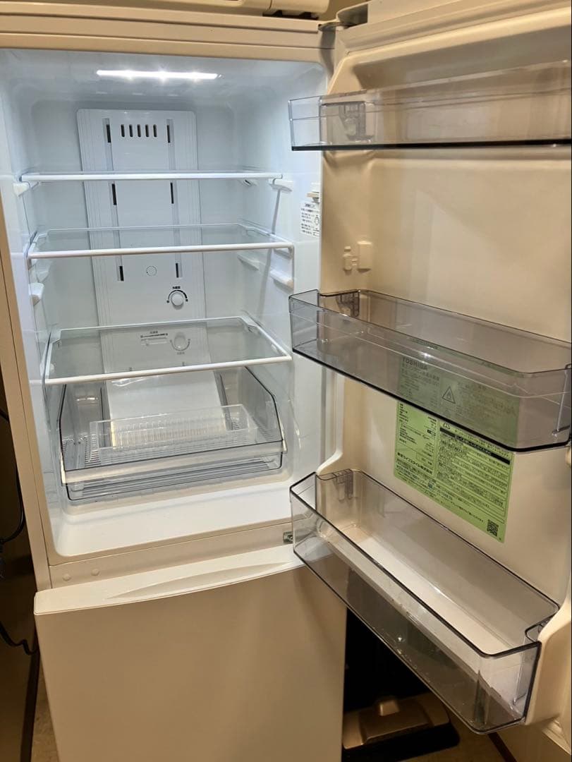 TOSHIBA 一人暮らし用冷蔵庫 153ℓ 2021年製　即発送可能