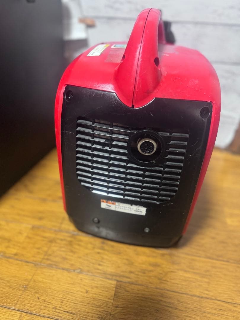 た*ぁ様 24時間のみ　新ダイワインバータ発電機EF900M-y 9.0AMP