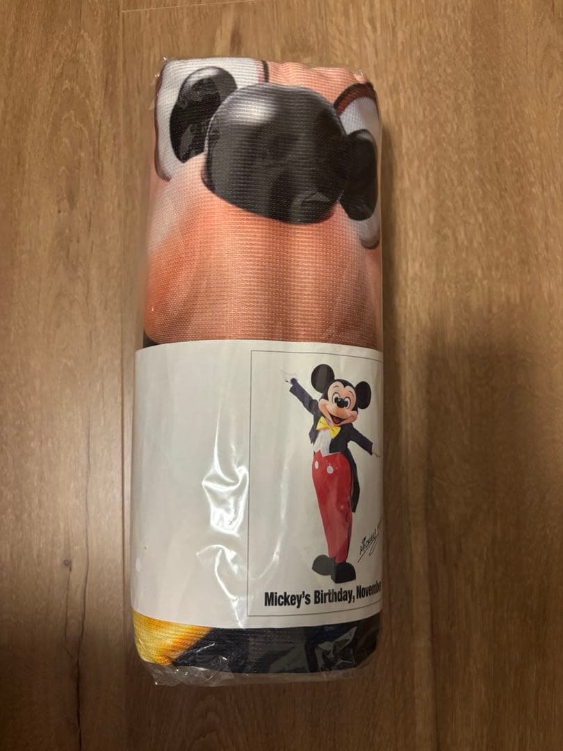 ☆レア　希少　ディズニー　ミッキー　実写　タオル　誕生日　旧顔