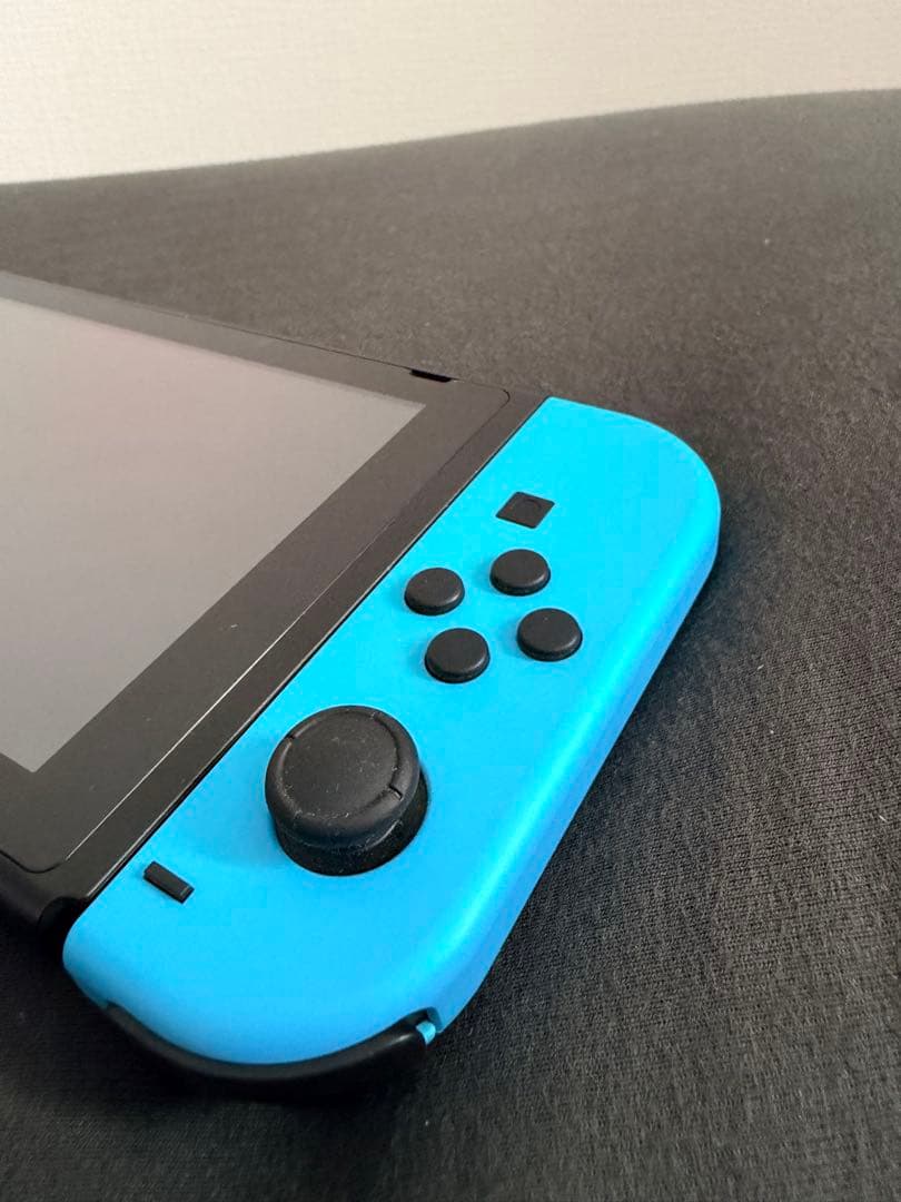 Nintendo Switch 本体 青/赤　オマケでモンハンライズ付き