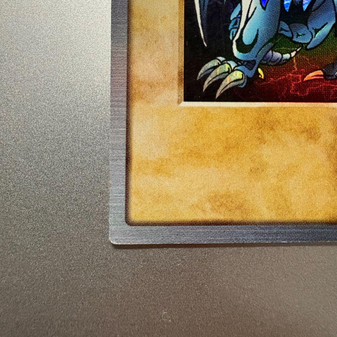 遊戯王 ブルーアイズホワイトドラゴン 1999年製　バンダイ版　英語　初期