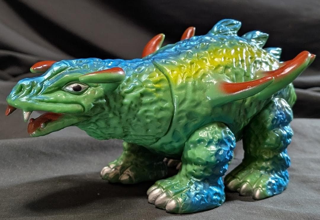 マグネドン「帰ってきたウルトラマン」登場怪獣（ブルマァク復刻