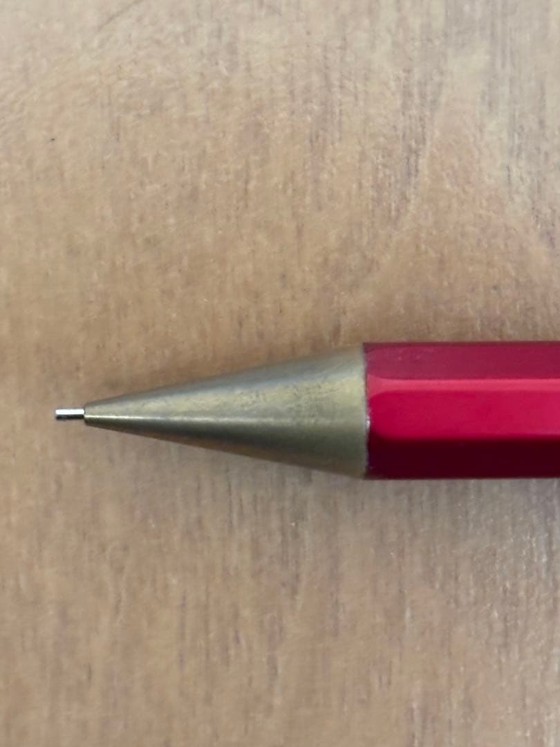 カヴェコスペシャル　レッドエディション　0.5mm