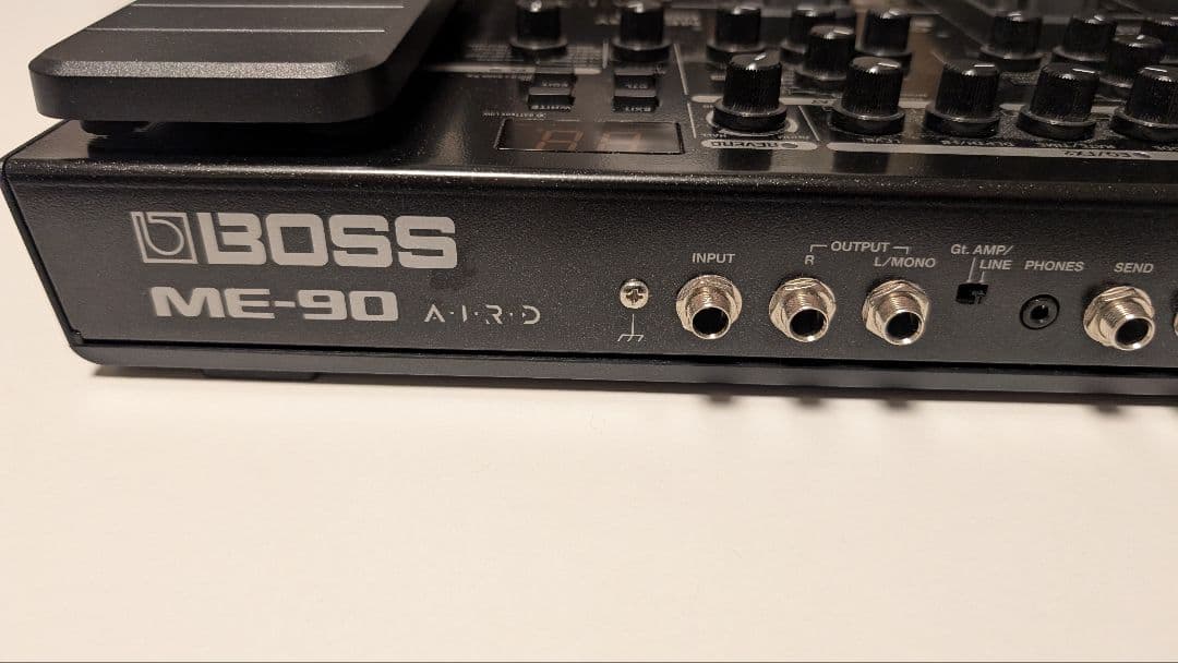 【値下げ交渉OK】BOSS ( ボス ) ME-90 マルチエフェクター