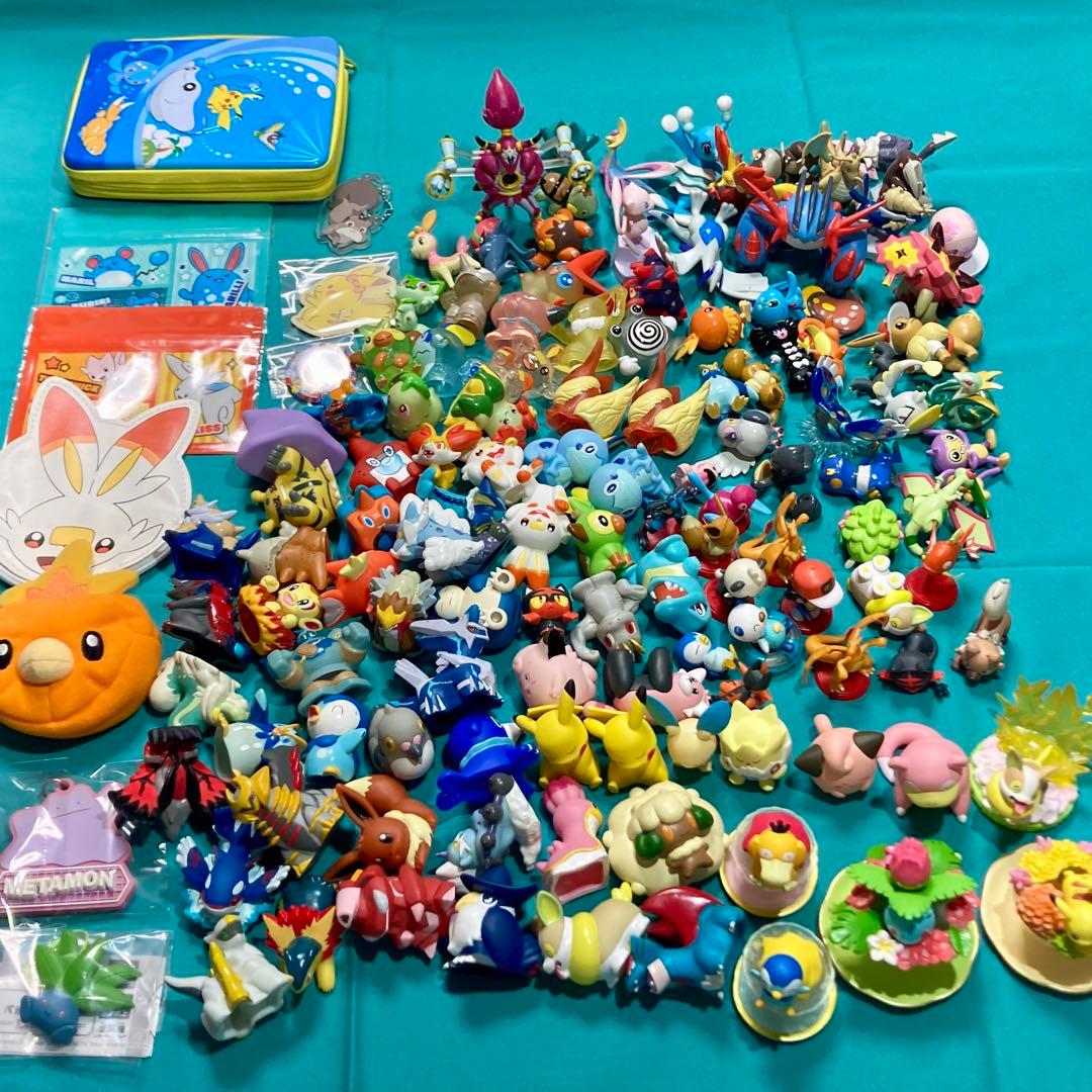ポケモンフィギュアまとめ売りポケモンキッズモンコレメタルガチャレア