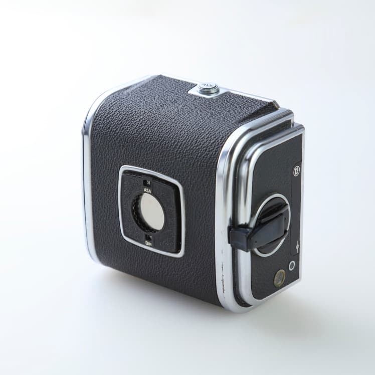 HASSELBLAD ハッセルブラッド A12 フィルムマガジン [要修理品] - メルカリ