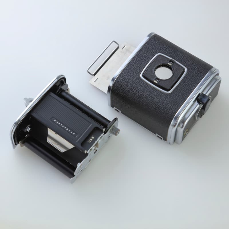 HASSELBLAD ハッセルブラッド A12 フィルムマガジン [要修理品] - メルカリ