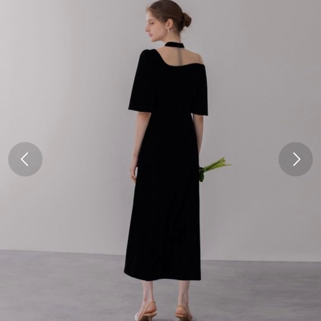 オフショルダー黒パーティードレス　ベロア