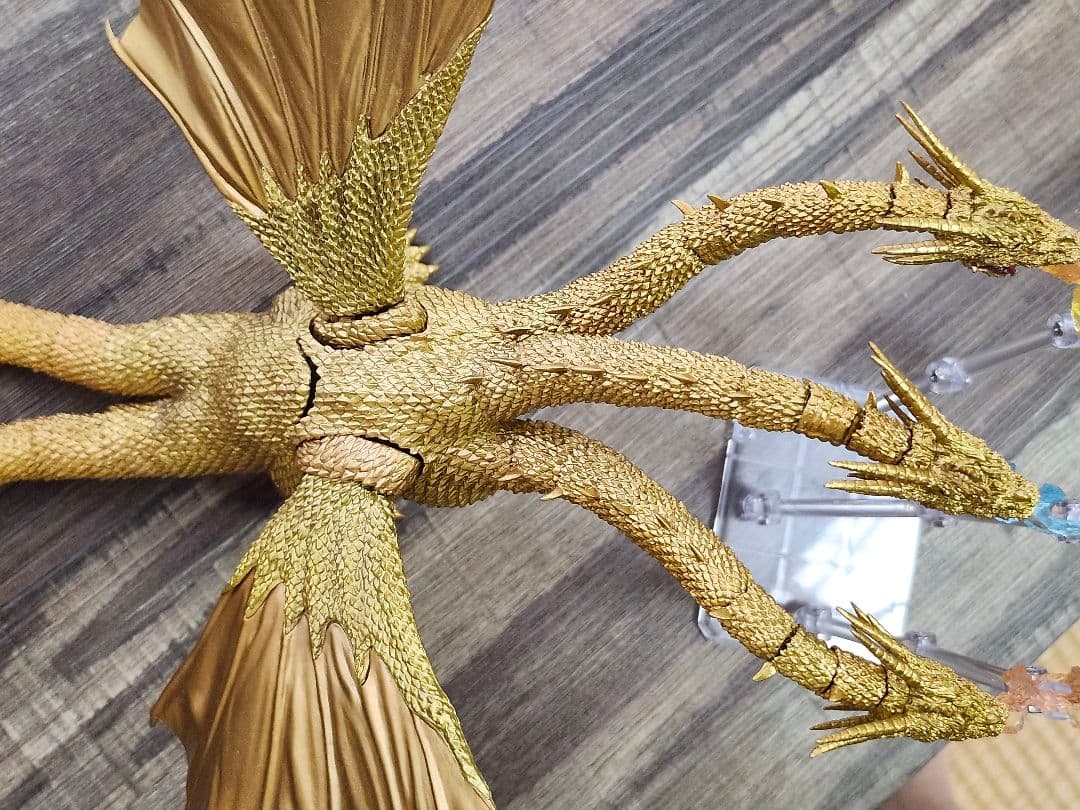 キングギドラ　スペシャルカラー Ver.　S.H.MonsterArts